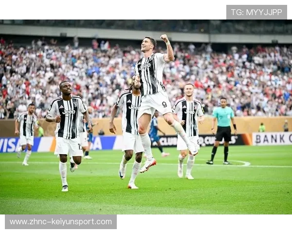 意甲尤文边路串联成功，防线多次被突破