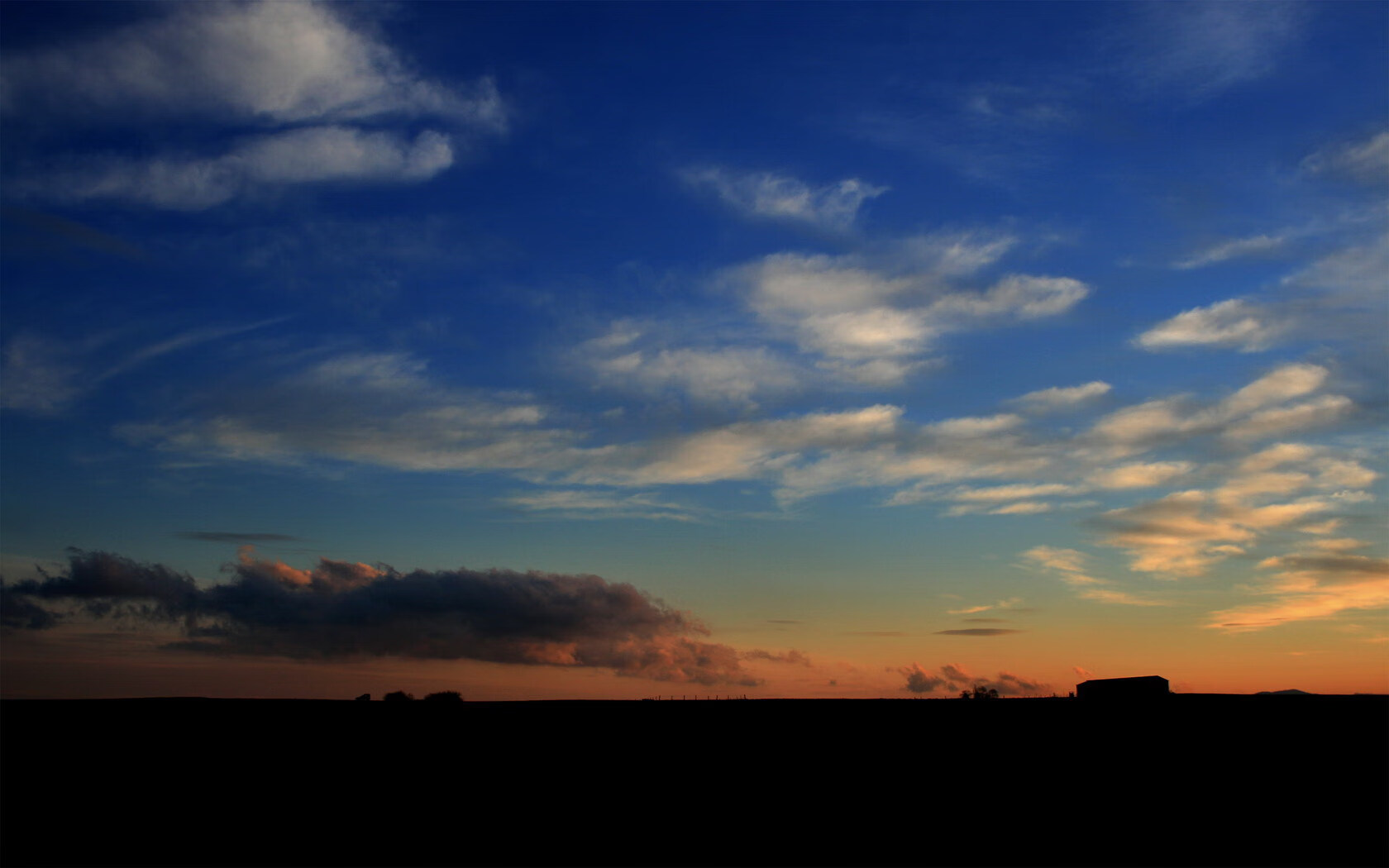 开云体育在线官网-接力换人传接动作细节改进，接力切换