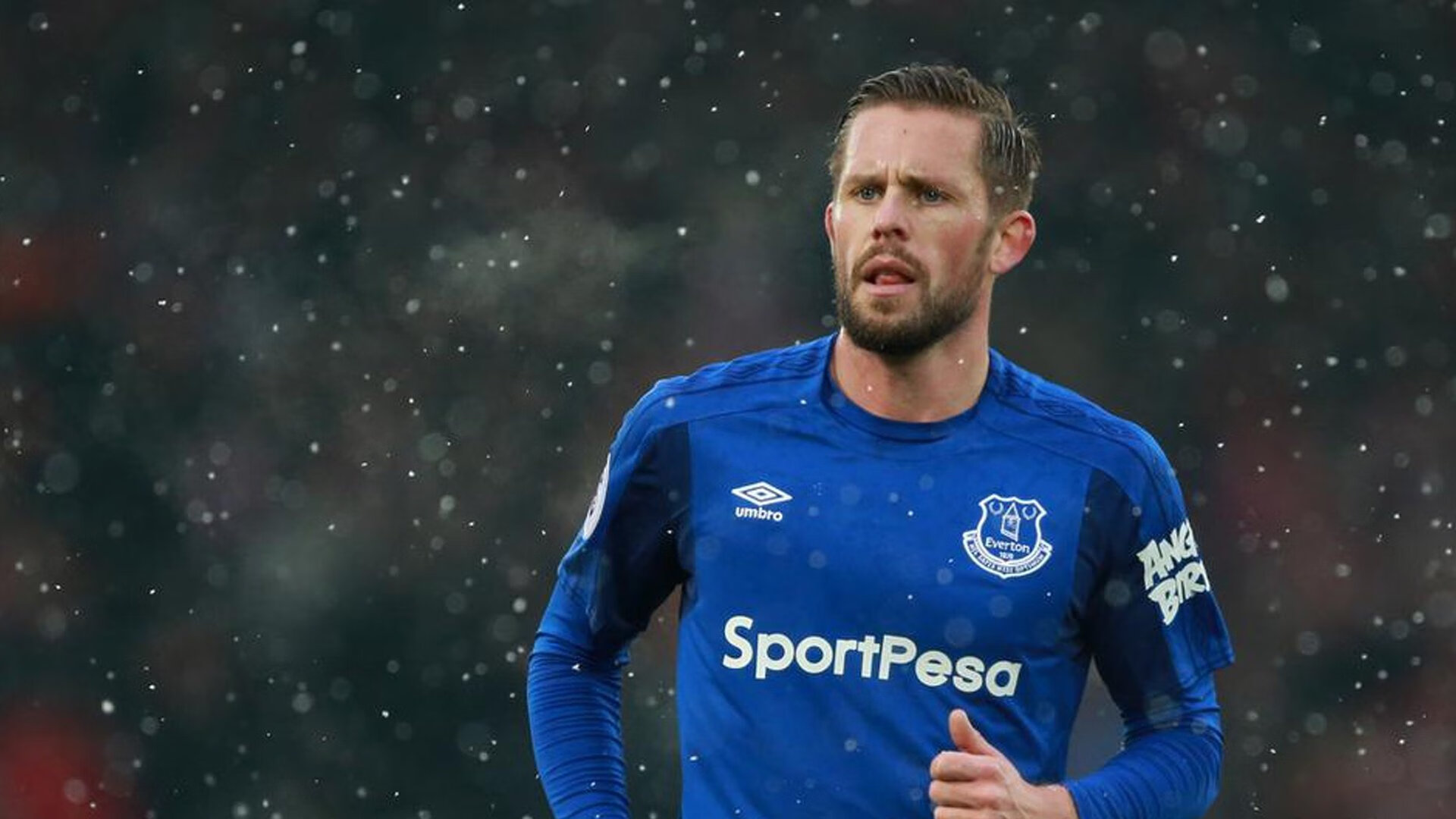 开云体育入口-公牛队迎战强力对手，士气正旺，公牛队集锦